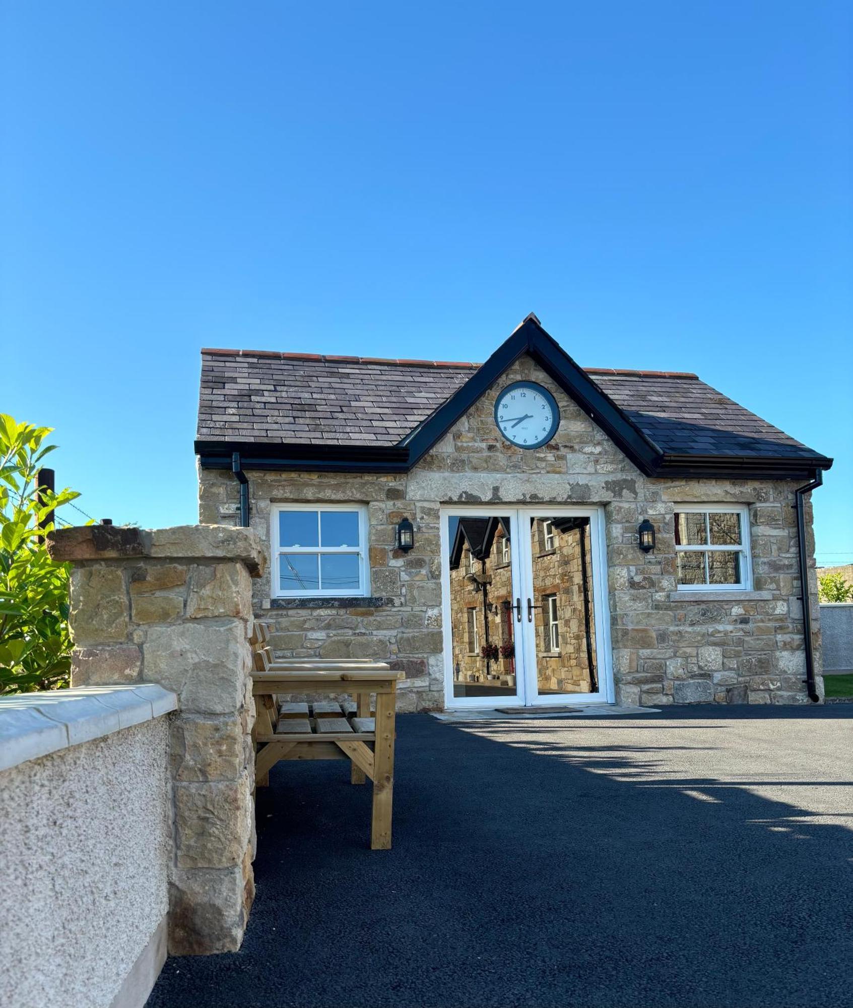 The Old Barn Villa Fivemiletown Exterior photo